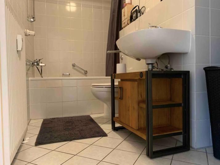 Live Easy With Balcony,Netflix, Quiet, Close To Football Stadium, Direct Train Connection, Espresso Maker Лейпциг Экстерьер фото